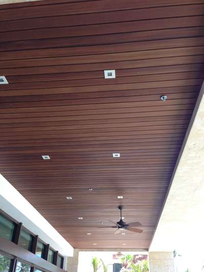 # wooden ceiling
9354992116