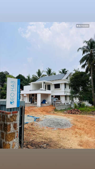 muthuvara site 🏡

#HouseConstruction #geohabbuilders #colonialhouse #ElevationDesign #sitestories