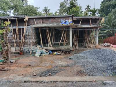 near Thrissur pattikkad
2000 sqft house
full Wall
full plastering
amount 300000 labour contacts
contact number 8848983352