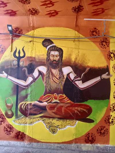 wall art ..shadhu Baba.. 11feets hight..khumbh Haridwar ..laltara pull.