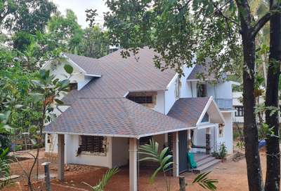 Premium Quality Roofing shingles by Russian Made Roofshield. contact +91 8129672917
 #Premium  #RoofingShingles  #50yearswarranty  #KeralaStyleHouse  #WaterProofings  #russia  #budget  #budgethomeplan  #Architect  #Architectural&Interior