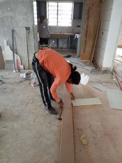 Devender Kumar carpenter 8860282167