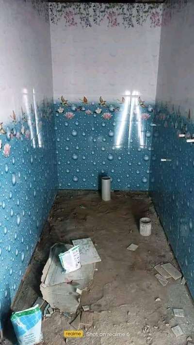 बाथरूम टाईल्स 25 रूपए फिट