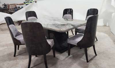 Karl dining table
