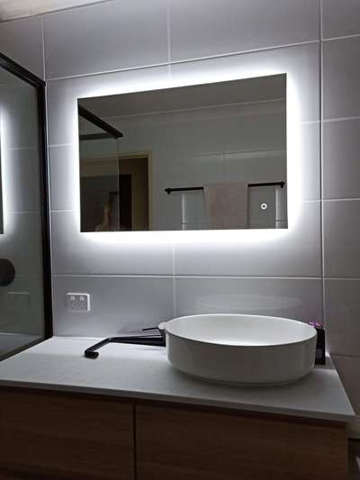 *LED Mirror *
Ever wanted a wall mirror made of premium glass & LED Light that exhibits a great art? This beautiful & enchanting Mirror is what we can call a perfect decor element if you are a art lover. This LED mirror looks absolutely stunning when placed on your wall. LED light on the edges not only give this mirror a beautiful shine but an ultimate finish too. The Design used in the edges of the mirror is unique and appealing. Perfect for using in bathroom, Bedroom, or as a vanity mirror. The LED light assembled on the mirror with an option for touch screen make this mirror modern yet elegant. Not just this mirror serves it specific purpose but the LED light feature illuminates the room perfectly.