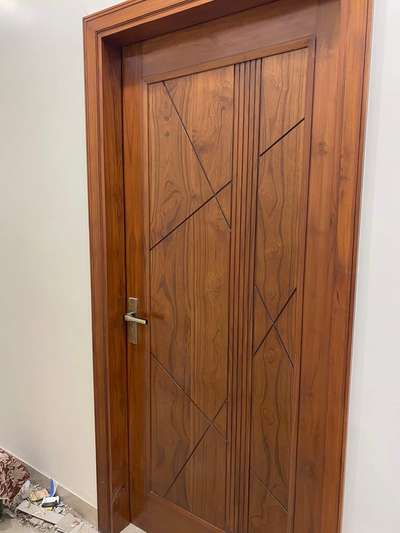 DM your any type of modular wood work. Main entry door in vineer finish.
#csinteriors #followforfollowbacks #likeforlikes #modernhomes #latestdesigns #interiordesigning