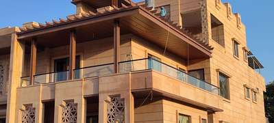 ACP worn in loover style.

#ElevationDesign 
#outdooracp
#GlassBalconyRailing 
#readyprojects@jodhpur