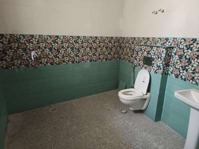 Bathroom Tiles @Greater Noida
 #BathroomTIles  #FlooringTiles  #walltiles  #KitchenTiles  #BathroomTIlesdesign