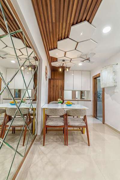 Home interior designs and execution with best quality material and creative designs at very pocket-friendly budget.
 #diningroominterior  #interiordesignerinsector94noida  #homerenovation  #bestinteriordesignerindelhi #louverspaneling