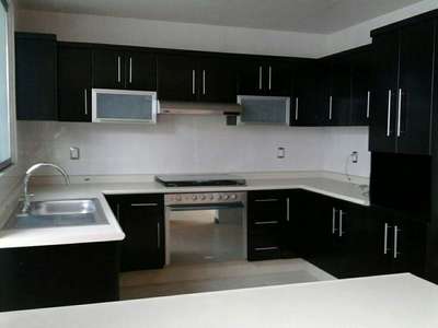 *modular kitchens*
15 years warrenty
710 bwp marine plywood
hettich accessories 9
visible areas Mr+ laminate