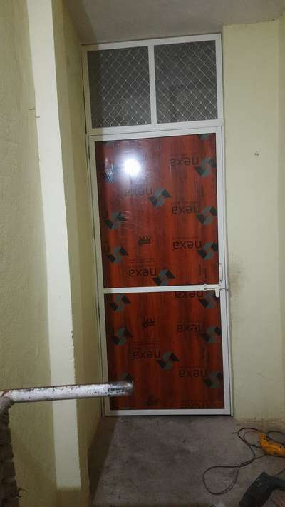 washroom door aluminium section
240₹ square feet with material