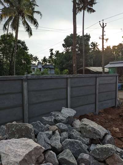 1.5 inch thick Precast Concrete Wall
#fence #quickfence #precastconcretewall