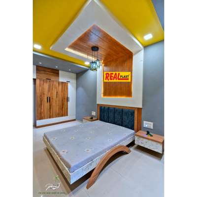 best modular Furniture for Master bedroom... 
#realplast  #InteriorDesigner  #upvc  #weterproof #termiteproof  #indiadesign #Indore