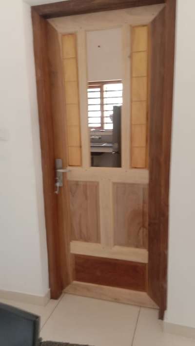 #Door 
#kitchen 
#wood wth glass
