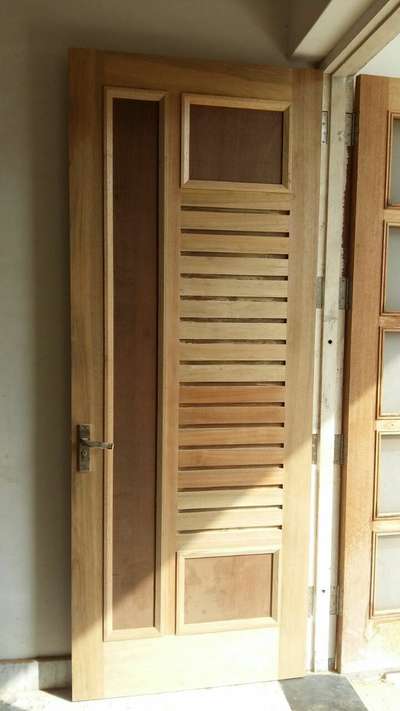 sagwan wooden doors