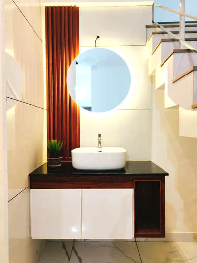Table Top Basin with mirror and light...