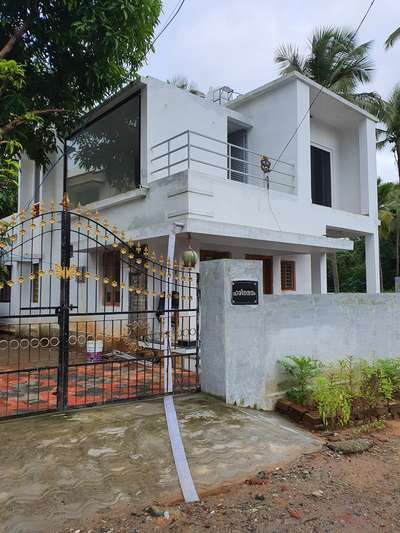 Renovated.
with AAC BLOCK with in a short time. 
💫20 lakh💫
💯
contact:7559977518