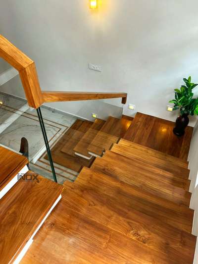 #StaircaseHandRail  #GlassHandRailStaircase  #handrail  #HomeDecor