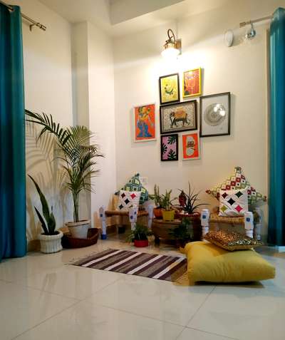 Sparkling Indian corner decoration....
#corner 
#LivingroomDesigns 
#LivingRoomPainting 
#LivingRoomCarpets 
#LivingRoomDecoration 
#LivingRoomDecors
