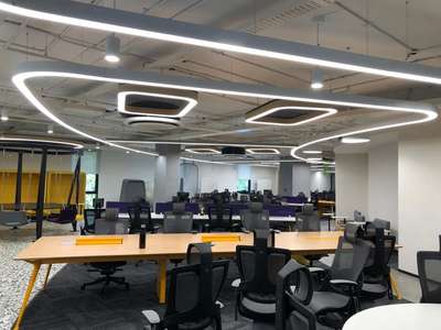 #LivingroomDesigns #lighting #InteriorDesigner #lightingdesign #lightingsolution #offices #officelight #profilelight_