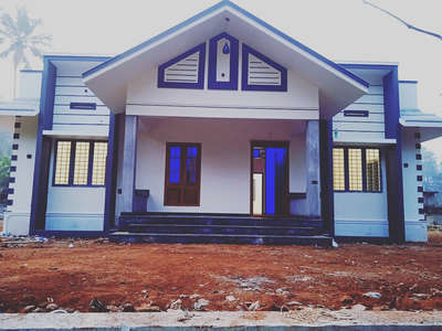 1585/3bhk/Modern style
/single storey/Kottayam

Project Name: 3bhk,Modern style house 
Storey: single
Total Area: 1585
Bed Room: 3bhk
Elevation Style: Modern
Location: Kottayam
Completed Year: 

Cost: 25.5 lakh
Plot Size: