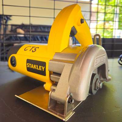 All types of power tools available for rental.

#cutter #cuttingmachine #grinder #vacuumcleaners #router #core-cutting  #centeringtools #rental #powertools #calicutrentalservices