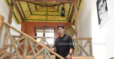 Niyas Backer's New House #woodenstairs  #two-story  #InteriorDesigner#modularkitchen #KeralaStyleHouse