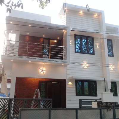 4560/7 bhk/Contemporary style
30 cent/double storey/Ernakulam

Project Name: 7 bhk,Contemporary style house 
Storey: double
Total Area: 4560
Bed Room: 7 bhk
Elevation Style: Contemporary
Location: Ernakulam
Completed Year: 

Cost: 2.5 cr
Plot Size: 30 cent
