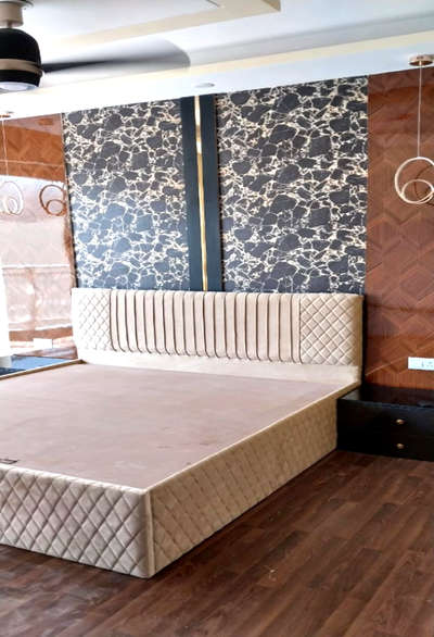 Bed and bed back wall design 
#BedroomDecor #MasterBedroom #masterbedroomdesign #masterbackwall #masterbedroomwall #masterbedroominterior #WoodenBeds #bedroomdesign #bedbackwalldesign
Follow us on more :-
Youtube :- https://youtube.com/@moderninteriordesigners194
Facebook :- https://www.facebook.com/moderninteriors123
Instagram :- https://www.instagram.com/m.oderninteriordesign/
Contact us :- 7290094771