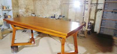 mahageny wooden daining table