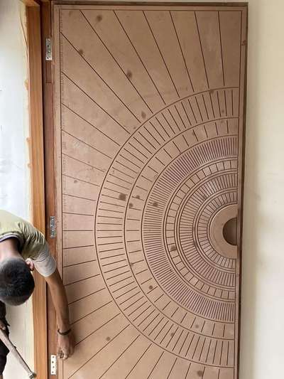 Main entrance door with cnc design.
#csinteriors #trendydesign #wood_polishing #InteriorDesigner #gurugramdiaries #Architects #loveforinteriors #callforinteriors #liked #followforfollow #likeforlikesback