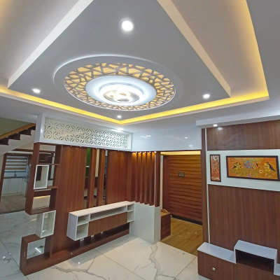 #KeralaStyleHouse  #InteriorDesigner  #LivingroomDesigns  #partiction