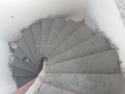 Snake type dogleg circular staircase...