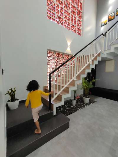 #kerala  #HouseDesigns  #StaircaseDecors  #veed  #HouseDesigns  #InteriorDesigner