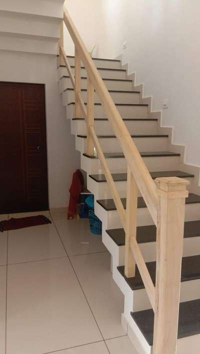 #GlassStaircase 
#WoodenStaircase