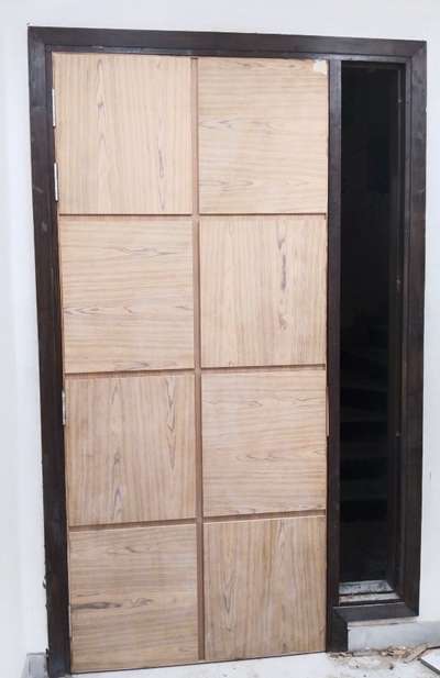 this is model door with veeneer if you want any other dising door so yes I'll doing whatever you want