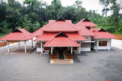 House for Mr Sunilkumar and family

Area:  3330 Sqft
Location: Pala

Design: Daffodils homes
Location: Idukki, Kerala
Contact: 91 8281782200

Kolo App link: https://koloapp.in/posts/1628951682

Kolo - India’s Largest Home Construction Community :house:

#home #keralahouse #residence #residencedesign #house #koloapp #keralagram #reelitfeelit #keralagodsowncountry #homedecor #homedesign #keralahomedesignz #keralavibes #instagood #interiordesign #interior #interiordesigner #homedecoration #homedesignideas #keralahomes #homedecor #homes #traditional #kerala #homesweethome #architecturedesign #architecture #keralaarchitecture