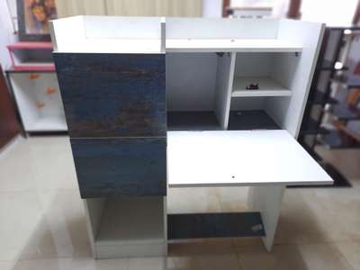 prelam furniture table
