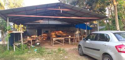 interior workshop with all type mechians  accomodation for workers with kitchen fecility in 300 meter inside from NH
for sale in ezhupunna 15 cent place