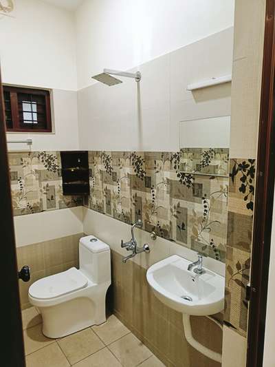 CASTLE BUILDERS AND ARCHITECTS
MUKKAMPALAMOOD 

8289844170
site @ Naruvanmood
client: Tintu

 #Thiruvananthapuram
 #BathroomFittings
 #KeralaStyleHouse
 #naruvanmood
