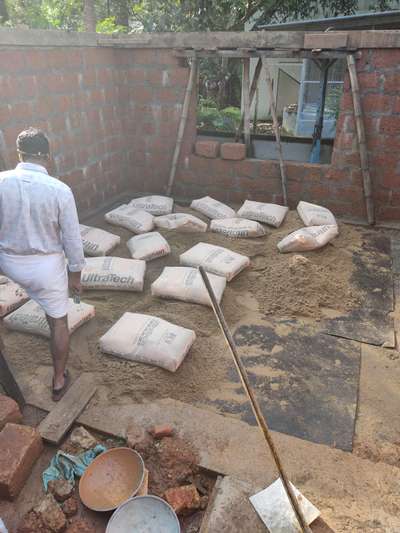 concrete day

site: chevoor
client : arun
.
.
.
.
.
 #Thrissur  #koloapp #geohabbuilders  #ULTRATECH_CEMENT