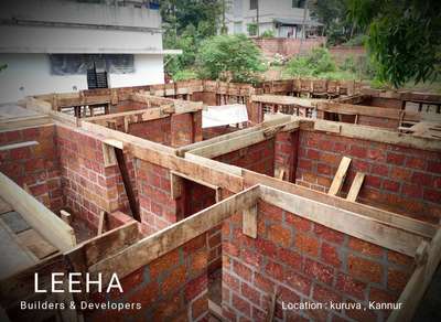 LEEHA BUILDERS AND DEVELOPERS 
THANA, KANNUR.

YOUR DREAMS OUR HANDS 

1038SQFT SINGLE STOREY HOUSE , KURUVA, KANNUR. 

LINTEL & SUNSHADE SHUTTERING WORK 
 
 #BestBuildersInKerala  #builderkannur #buildersinkerala #3DPlans #allkeralaconstruction #HouseConstruction #residentialbuilding