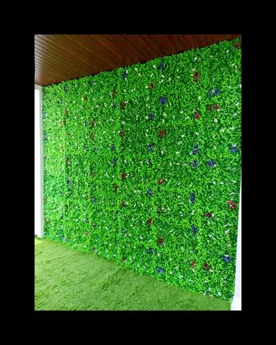vertical garden side done 👍
SK home decor 👍
#HomeDecor #VerticalGarden 
#WallDecors #wallpaperindia