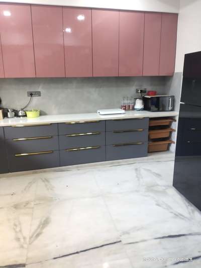kitchen design  #KitchenIdeas #WoodenKitchen #koloapp 
 7457049190