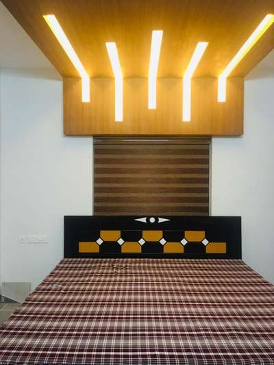 #room ceiling
#bed