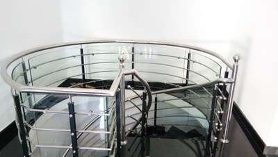 stair with wooden Post, glass, round steel pipe #StaircaseDecors #GlassStaircase #StaircaseIdeas