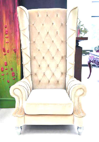 #king size chair for use any function or party like anniversary, marriage