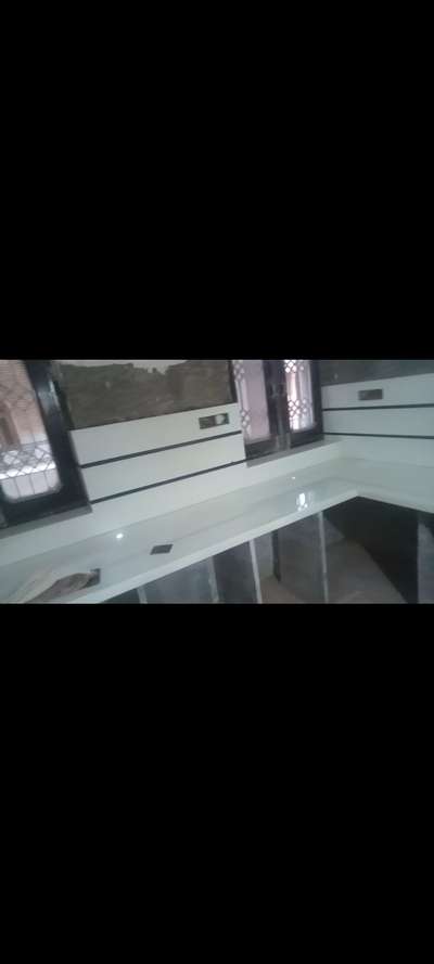 #nano white mod hi lar kitchen counter top
