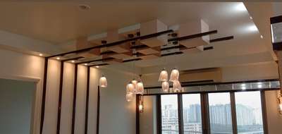 pop ceiling with wooden batten