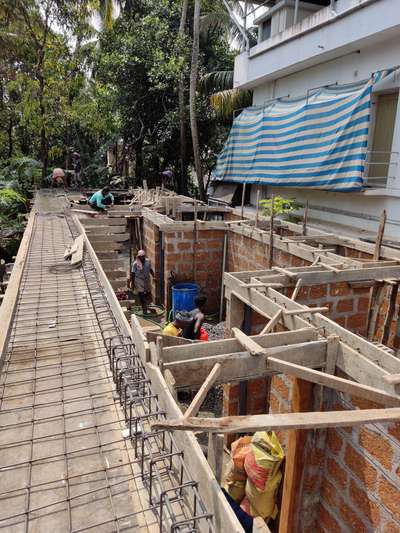 paravattani site 🏡

client: joy
.
.
.
.
.
.
. 
 #Thrissur  #geohabbuilders #paravattani #concreteday